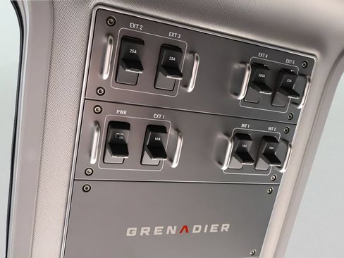 Used 2025 INEOS Grenadier AWD/4WD image 30