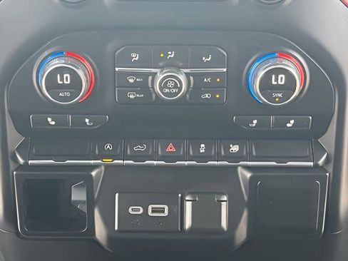 Used 2020 Chevrolet Silverado 1500 LT w/ All-Star Edition RWD image 27