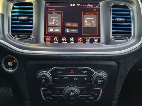 Used 2019 Dodge Charger SXT w/ Driver Confidence Group image 21