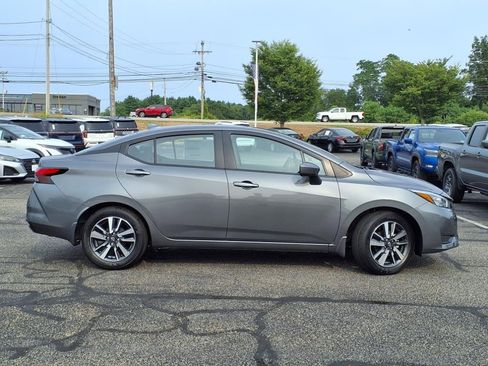 New 2025 Nissan Versa SV w/ Trunk Package image 2