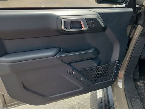 New 2025 Ford Bronco Outer Banks AWD/4WD image 13