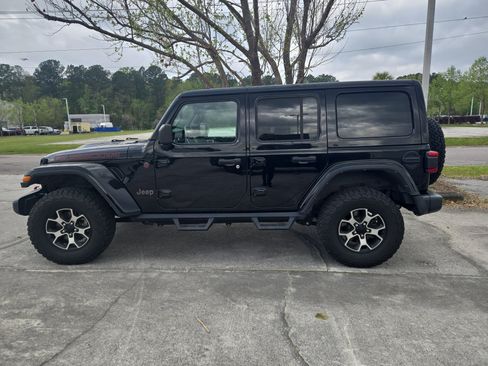 Used 2022 Jeep Wrangler Unlimited Rubicon w/ LED Lighting Group image 12