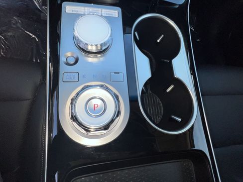 Used 2026 Genesis GV70 2.5T image 17