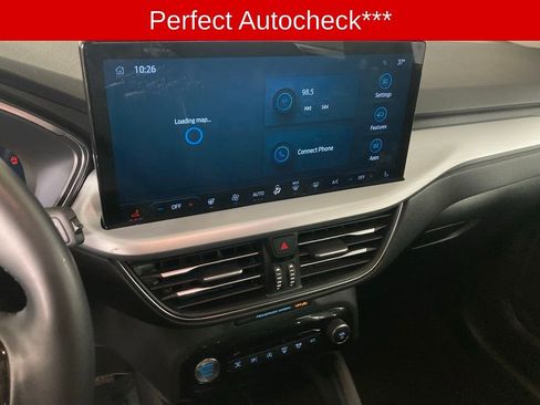 Used 2024 Ford Escape Platinum image 3