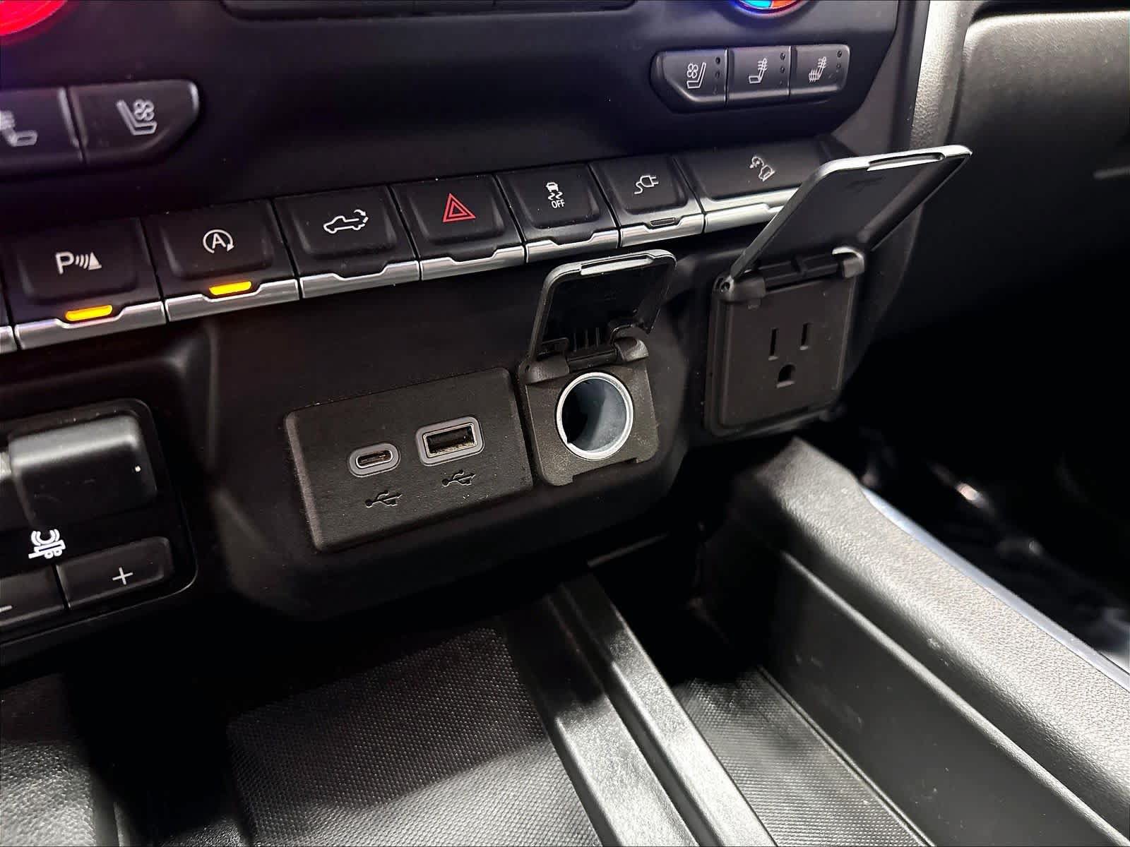 Used 2021 GMC Sierra 1500 AT4 w/ AT4 Preferred Package AWD/4WD image 20
