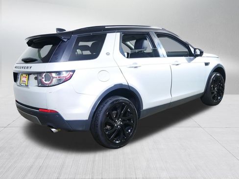 Used 2017 Land Rover Discovery Sport HSE AWD/4WD image 7