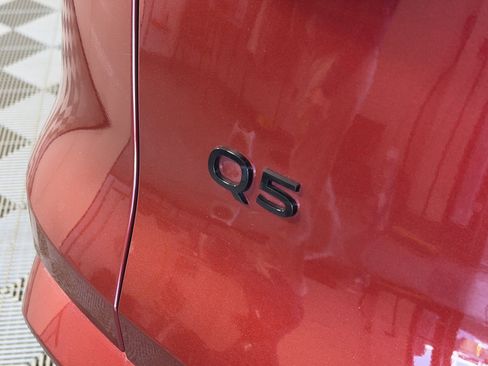 Certified 2025 Audi Q5 Premium Plus w/ Premium Plus image 16