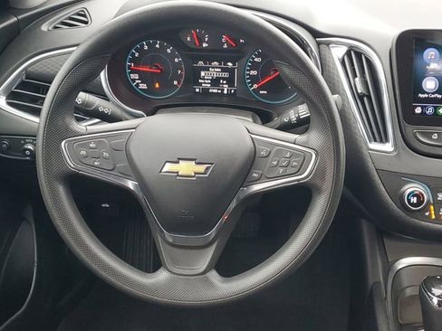 Used 2019 Chevrolet Malibu LT image 12