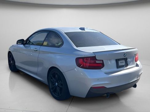 Used 2016 BMW M235i xDrive Coupe AWD/4WD image 6