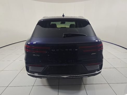 New 2026 Genesis GV70 2.5T Advanced AWD/4WD image 6