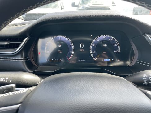 Certified 2023 Jeep Grand Cherokee Laredo w/ Luxury Tech Group I image 42