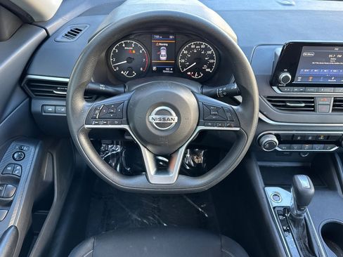 Used 2022 Nissan Altima 2.5 S image 15