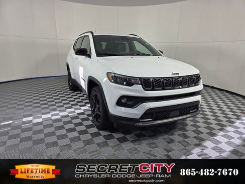 New 2026 Jeep Compass Latitude image 1