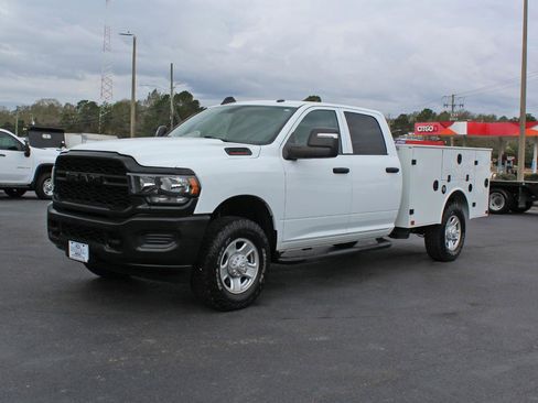 Used 2024 RAM 2500 Tradesman AWD/4WD image 10