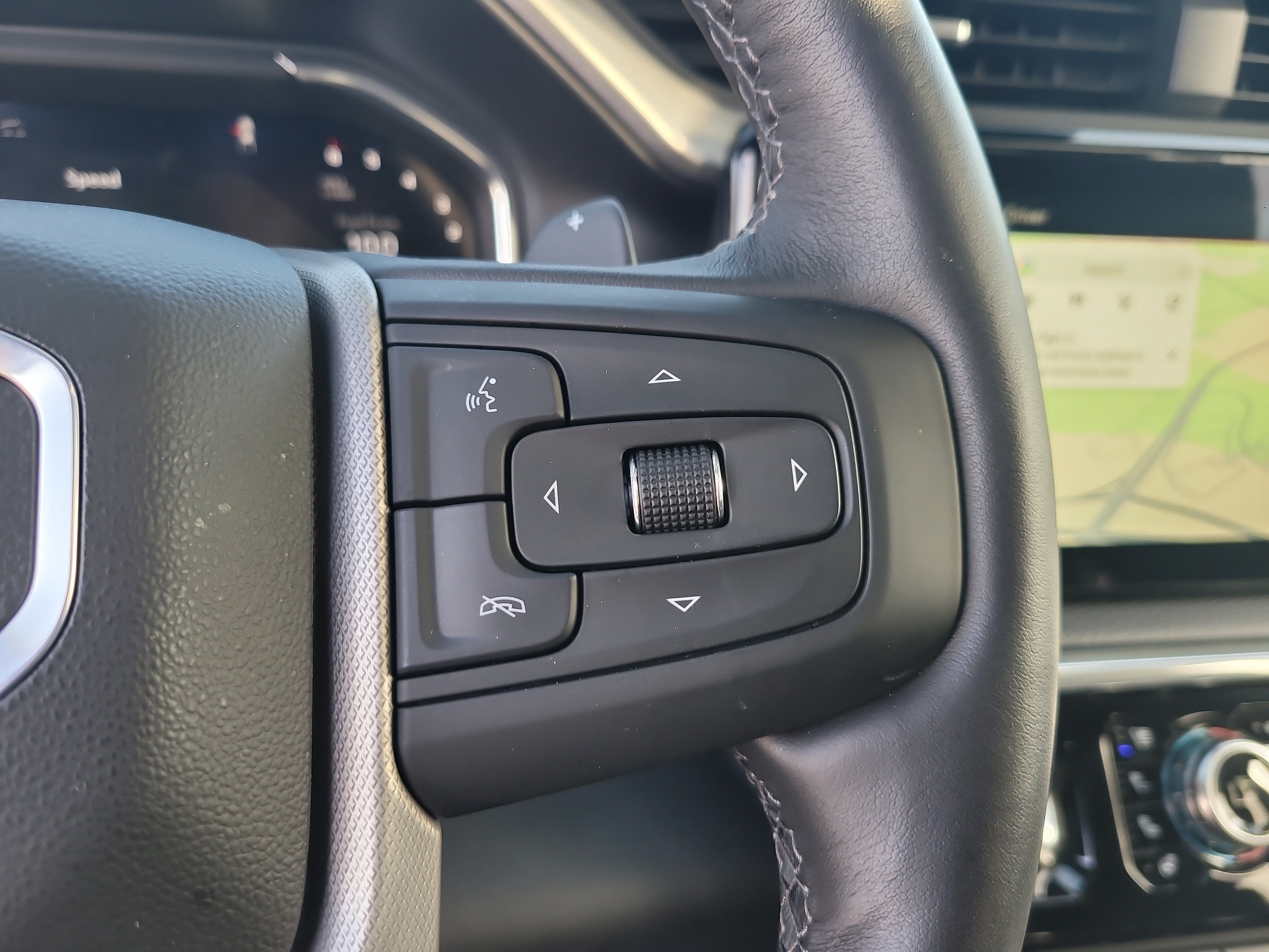 Used 2025 GMC Sierra 1500 Denali AWD/4WD image 30
