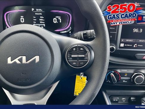 Used 2024 Kia Soul LX w/ Option Group 015 FWD image 18