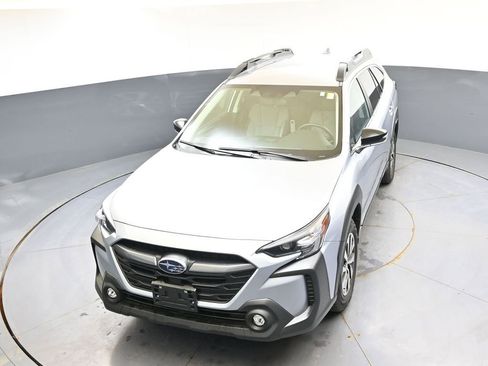 Certified 2025 Subaru Outback Premium AWD/4WD image 36