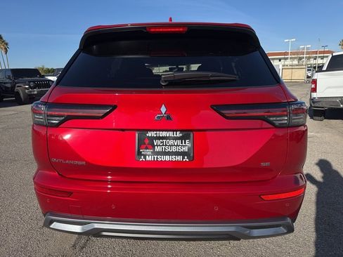 New 2026 Mitsubishi Outlander SE FWD image 6