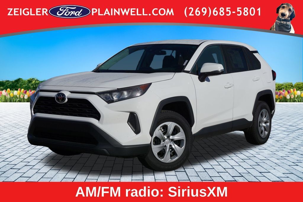 Used 2022 Toyota RAV4 LE AWD/4WD image 1