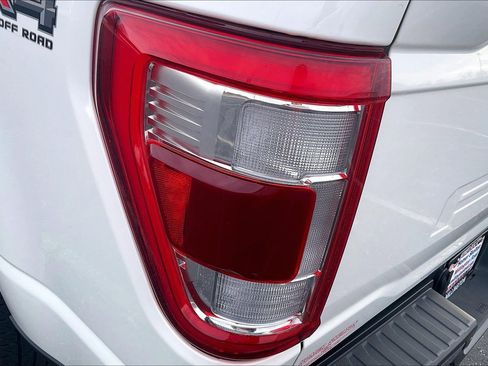 Used 2022 Ford F150 Lariat w/ Max Trailer Tow Package image 24