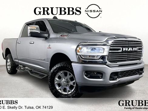 Used 2024 RAM 2500 Laramie AWD/4WD image 1