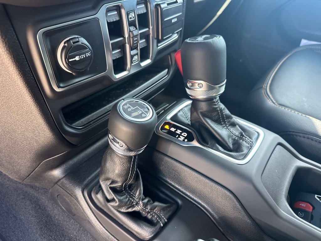 New 2027 Jeep Wrangler Unlimited Sahara AWD/4WD image 30