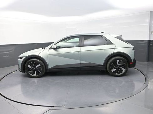 New 2026 Hyundai Ioniq 5 SEL AWD/4WD image 5