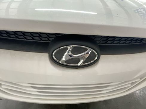 Used 2014 Hyundai Tucson SE image 27