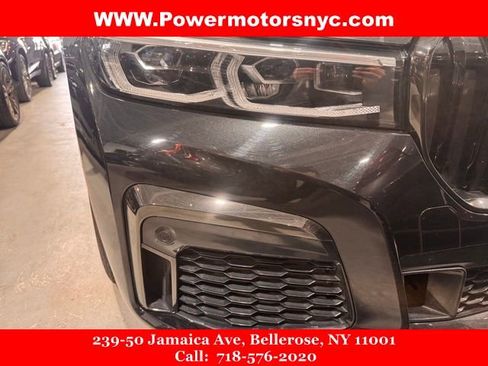 Used 2020 BMW 740i w/ M Sport Package image 8