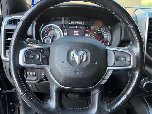 Used 2019 RAM 1500 Big Horn AWD/4WD image 10