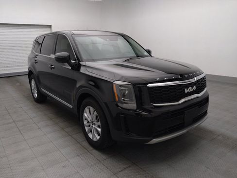 Used 2022 Kia Telluride LX FWD image 13