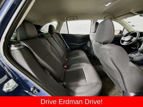 Used 2025 Subaru Outback AWD/4WD image 28
