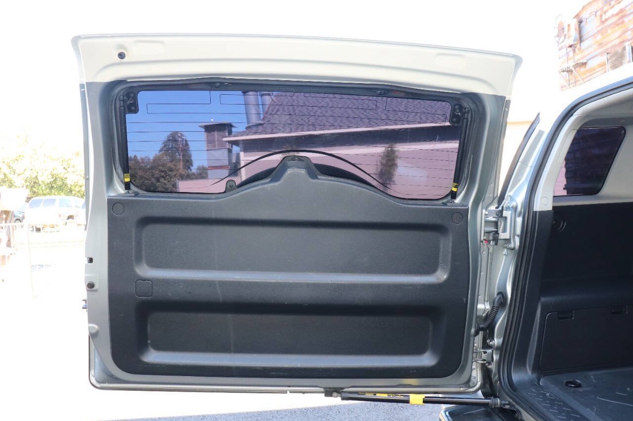 Used 2010 Toyota FJ Cruiser 4WD w/ Convenience Pkg image 38
