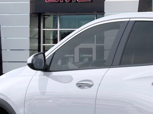 New 2026 Buick Encore GX Preferred AWD/4WD image 14