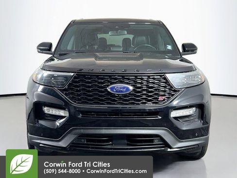 Used 2021 Ford Explorer ST w/ ST Street Pack image 4