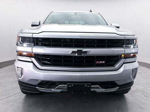 Used 2017 Chevrolet Silverado 1500 LT w/ Texas Edition AWD/4WD image 9