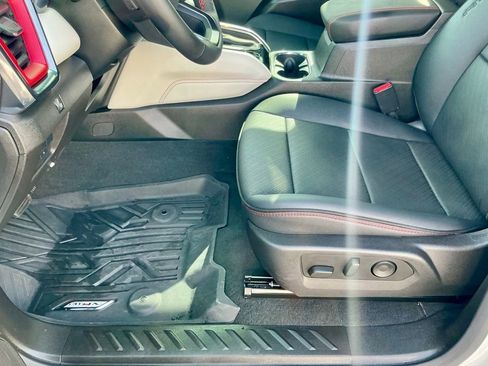 Used 2024 GMC Canyon AT4X image 42