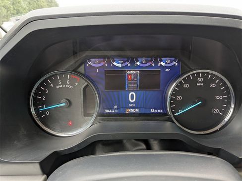 Used 2024 Ford Expedition XLT image 15