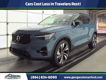 Used 2023 Volvo XC40 B5 Plus w/ Protection Package Premier