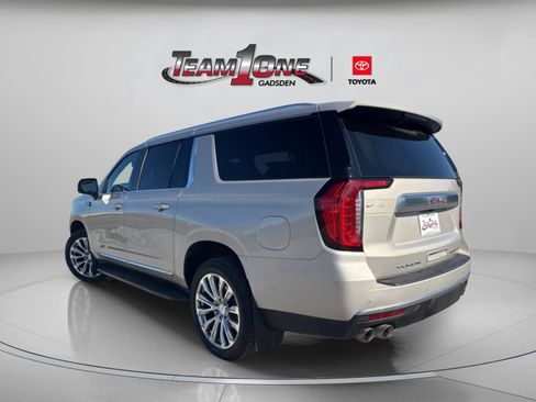 Used 2023 GMC Yukon XL Denali image 10