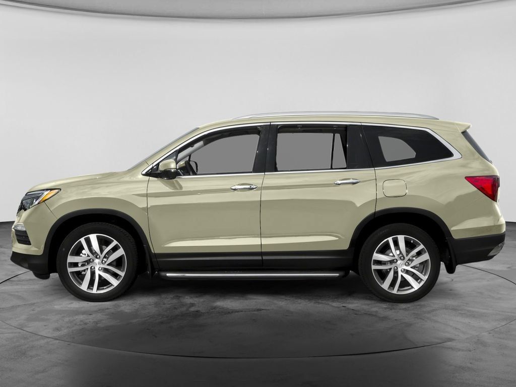 Used 2016 Honda Pilot Touring image 5