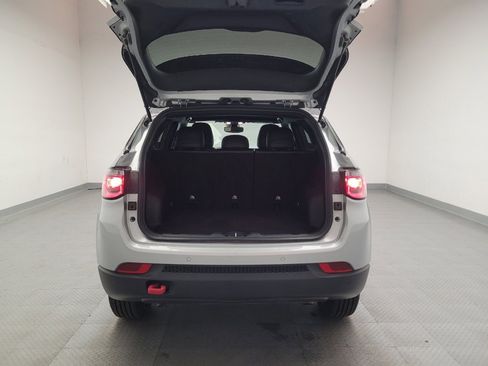 Used 2024 Jeep Compass Trailhawk image 29