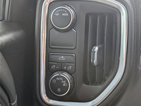 Used 2021 Chevrolet Silverado 1500 LT image 28