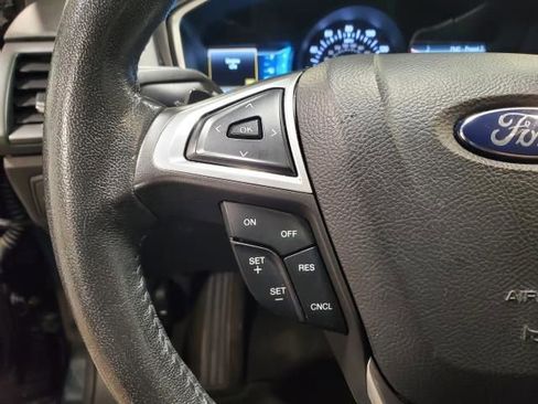 Used 2014 Ford Fusion Titanium image 24