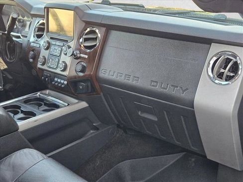 Used 2014 Ford F250 Lariat w/ Lariat Ultimate Package image 18