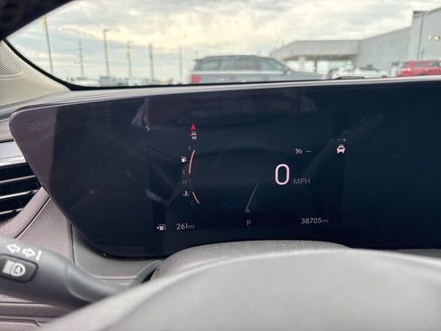 Used 2025 Buick Encore GX Preferred image 31