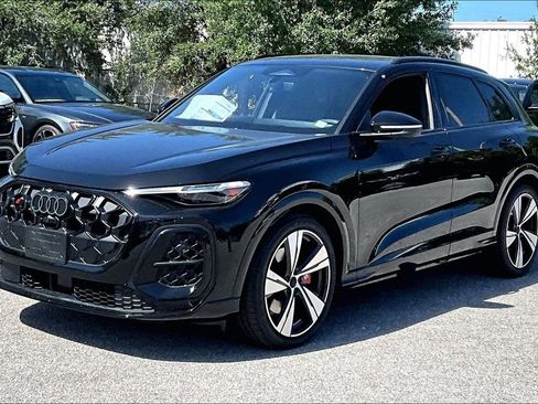 New 2026 Audi SQ5 Premium Plus AWD/4WD image 9