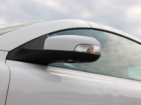 Used 2008 Volvo C70 T5 FWD image 36