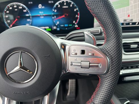 Used 2023 Mercedes-Benz GLE 53 AMG 4MATIC image 25