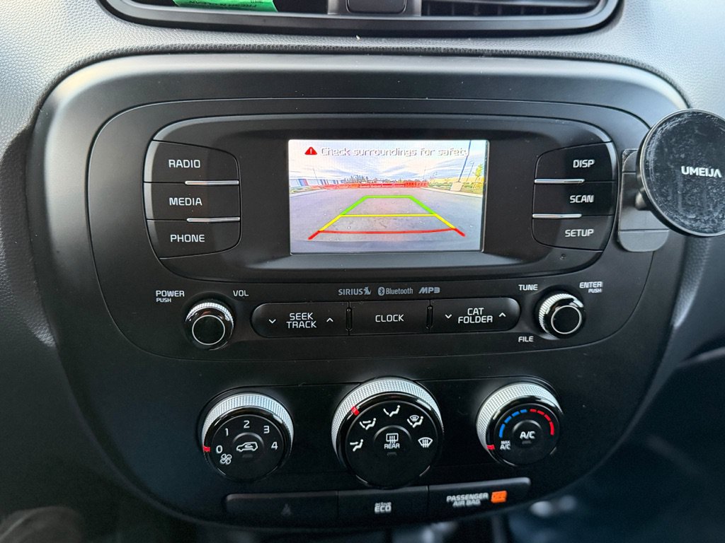 Used 2016 Kia Soul w/ Convenience Package FWD image 12